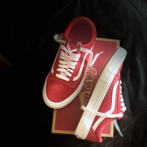 Sued Vans Skate tennis shoe